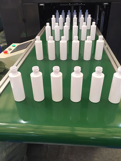 綠色PVC<a href='http://wxnic.cn/shusongdai/' target='_blank'><u>輸送帶</u></a>
