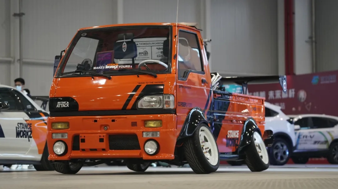 擎川參加集團(tuán)公司車(chē)友會(huì)珠海國(guó)際汽車(chē)文化節(jié)